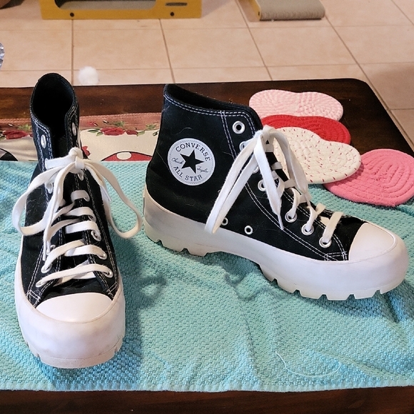 Converse Women's Black Platform High-Tops - Picture 2 of 4